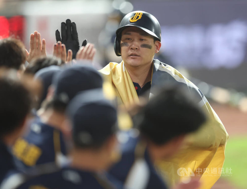 www-WebPhotos-800-20251026-1002x768_wmky_0_C20251026000103