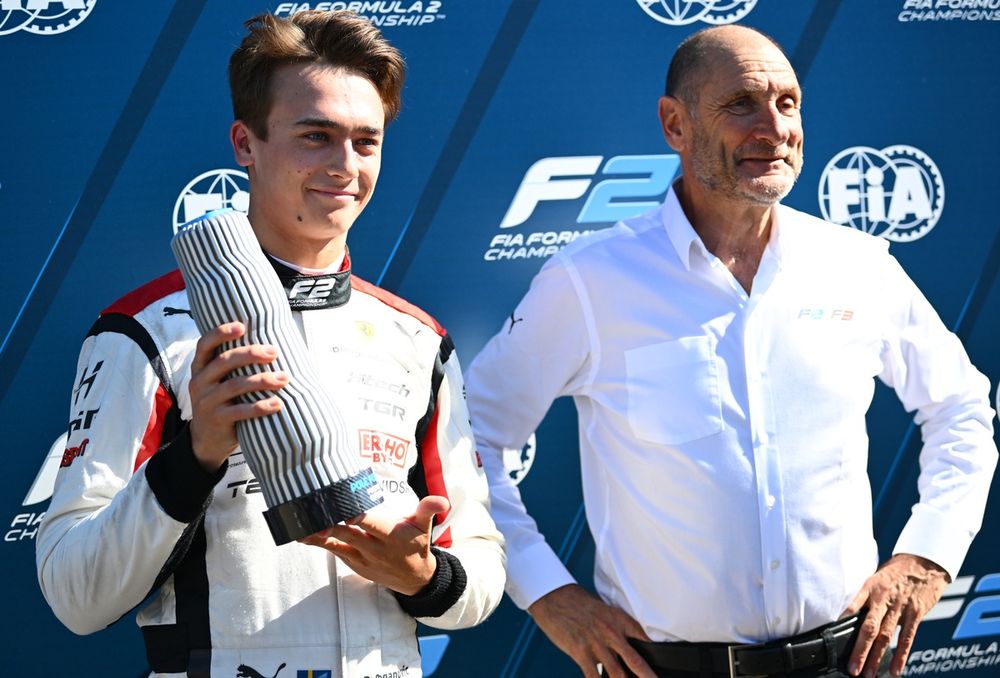 images-mgl-68yqzKV0-s1000-pole-sitter-dino-beganovic-hit