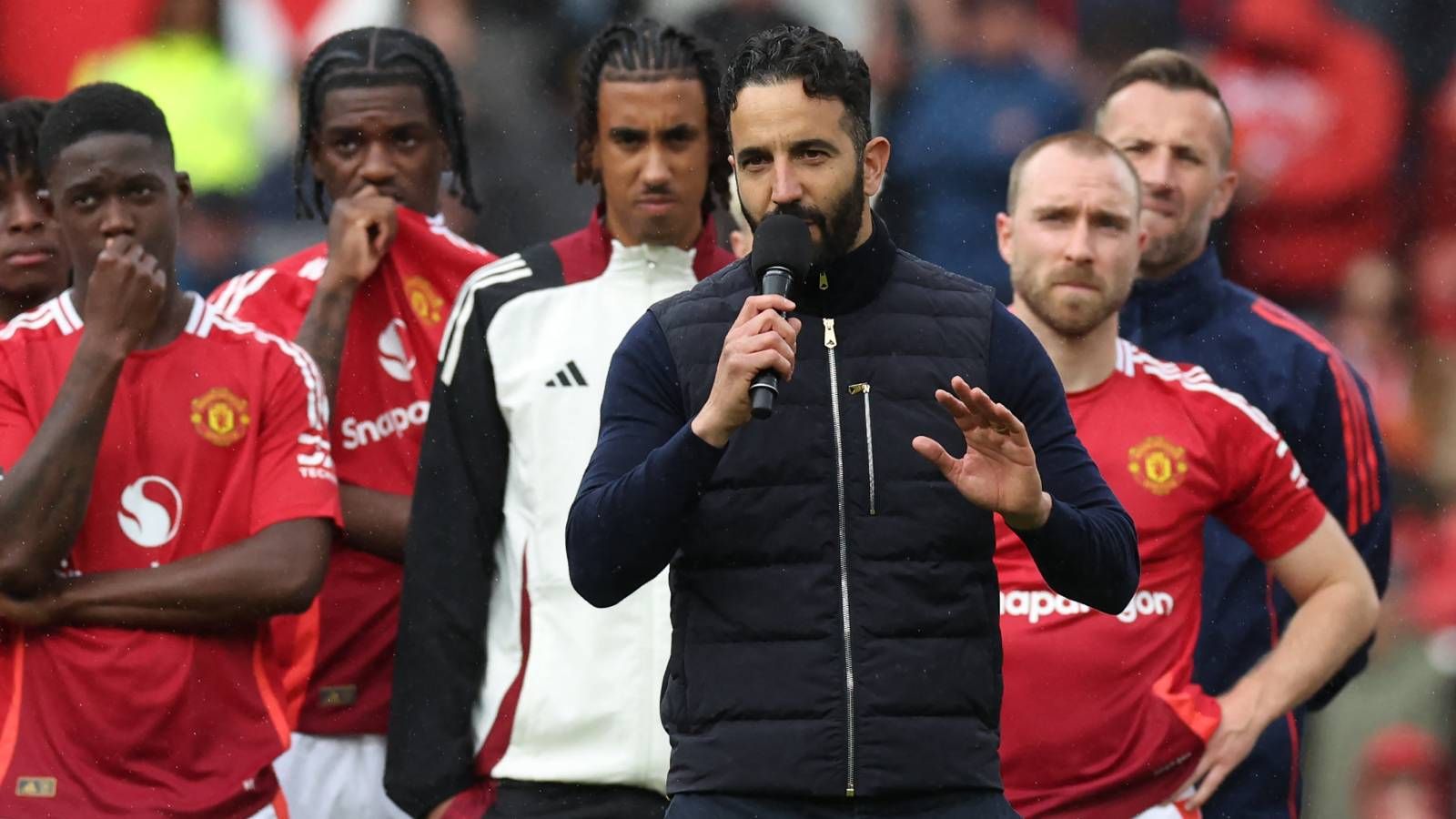 images-v3-blt4aeea6eb20e027a0-GettyImages-2216329521%20(1)