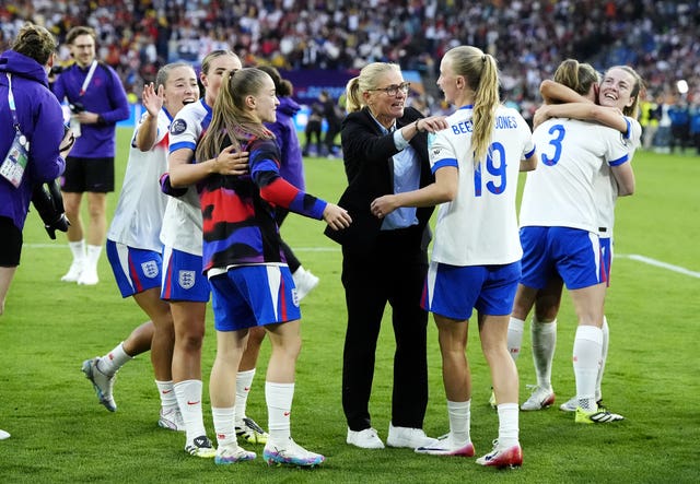 v2-image-production-289e39cf46e1a083bb48b79aa3c2c7bbY29udGVudHNlYXJjaGFwaSwxNzUzNzkxNDk0-2.81118733