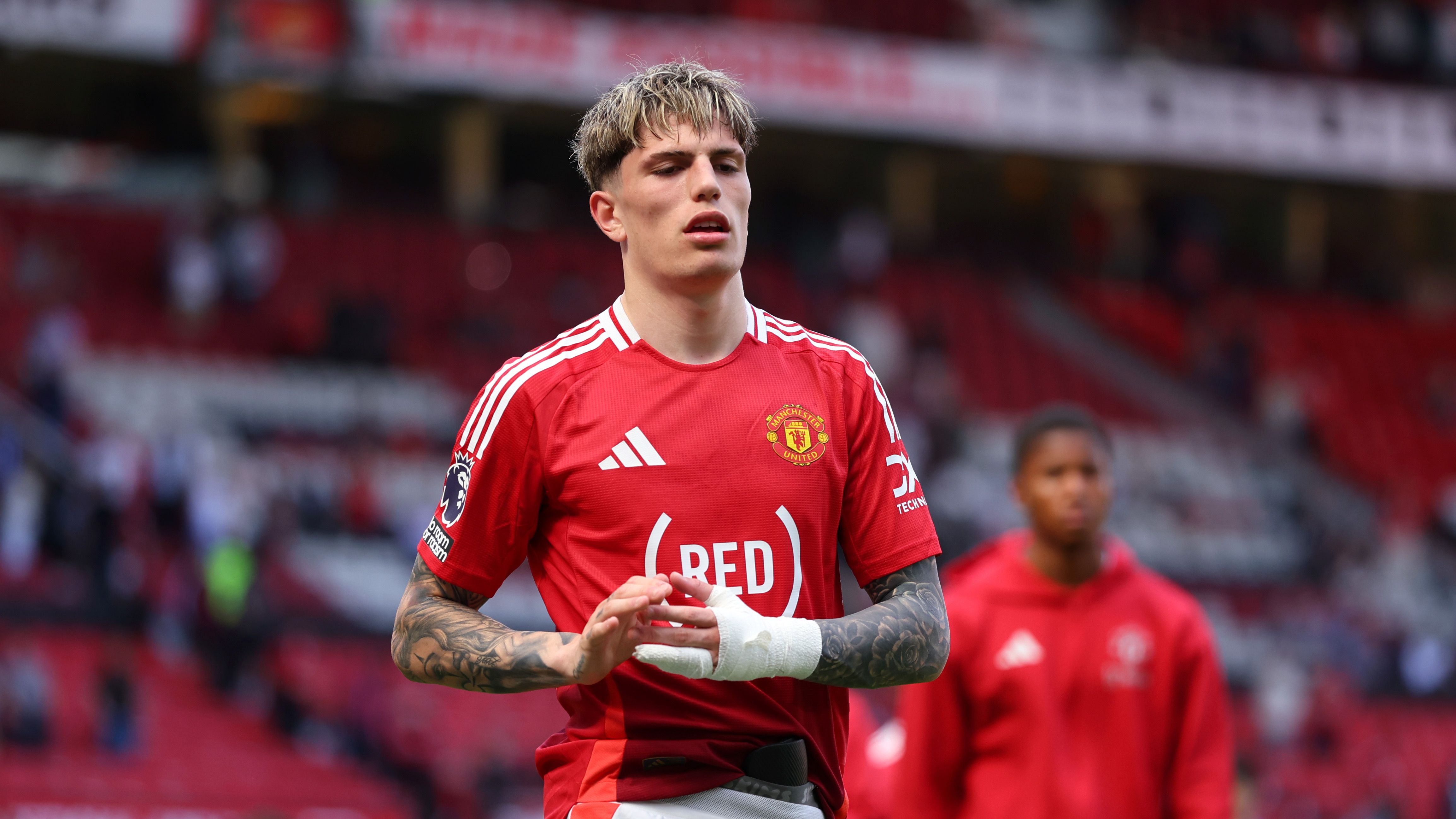 images-v3-getty-2214530363-crop-MM5DINRRGY5DENJZG45G433XMU5DAORQ-GettyImages-2214530363