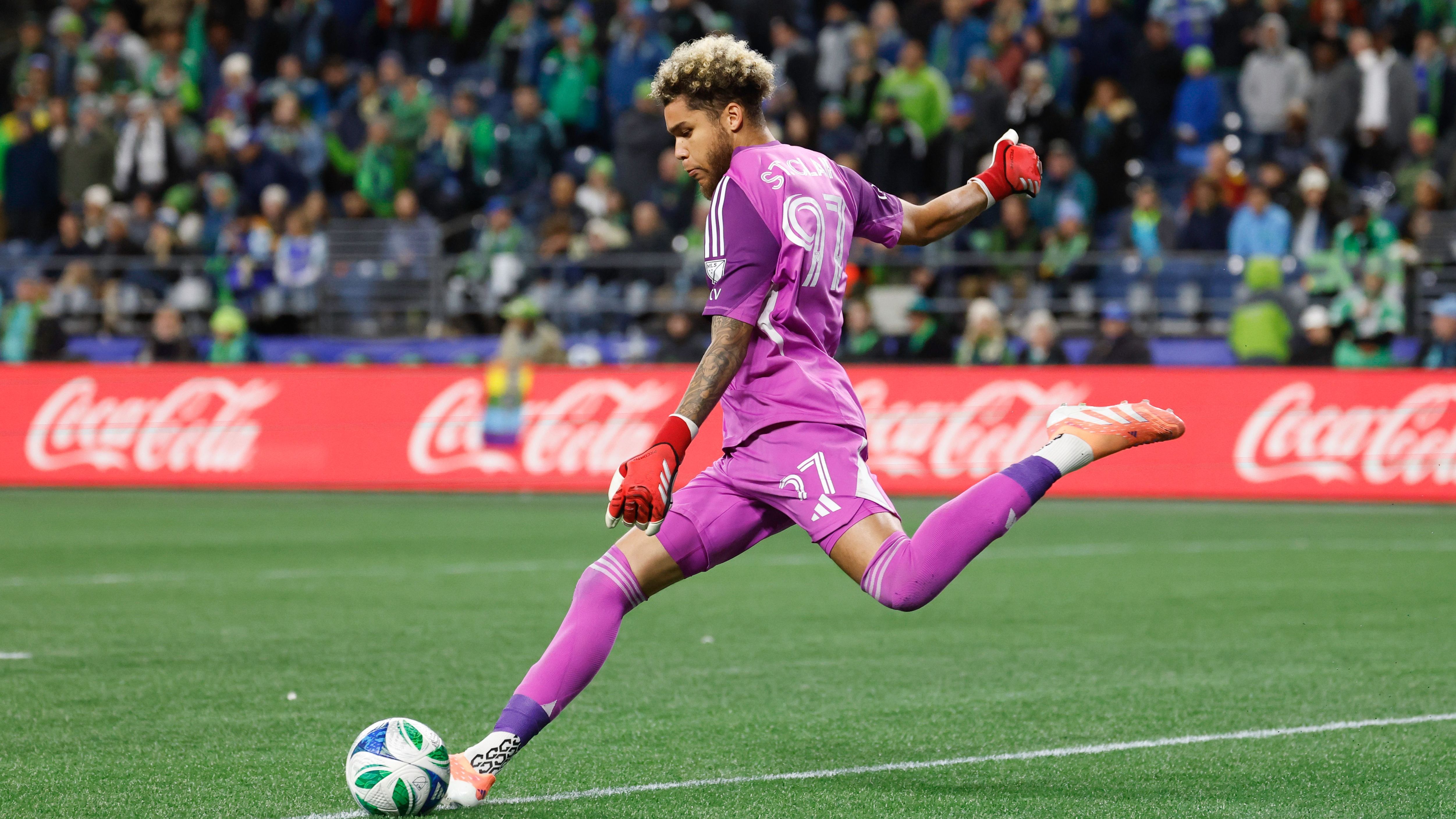 images-v3-getty-2244894028-crop-MM5DKMBQGQ5DEOBRGU5G433XMU5DAORSGYYQ====-GettyImages-2244894028