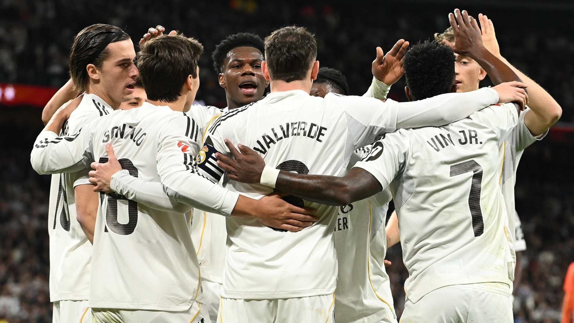 images-v3-bltd79654369657f1df-real%20madrid%20(12)