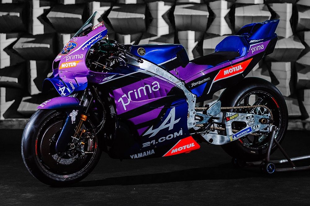 images-mgl-YvKQLlv6-s1000-pramac-racing-livery