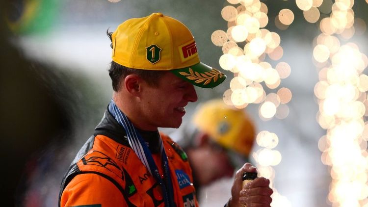 images-mgl-2Qe8vON2-s1000-lando-norris-mclaren