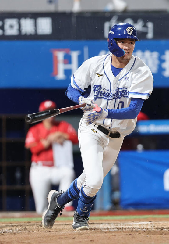 www-WebPhotos-800-20250929-711x1024_wmky_0_C20250929000114