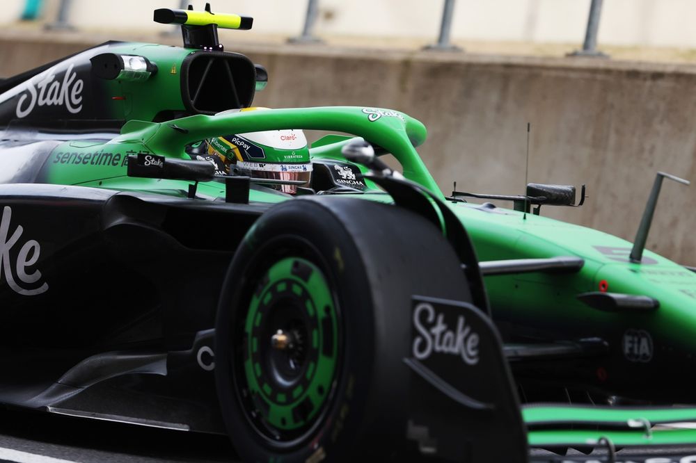 images-mgl-68yqME40-s1000-gabriel-bortoleto-sauber-pirel