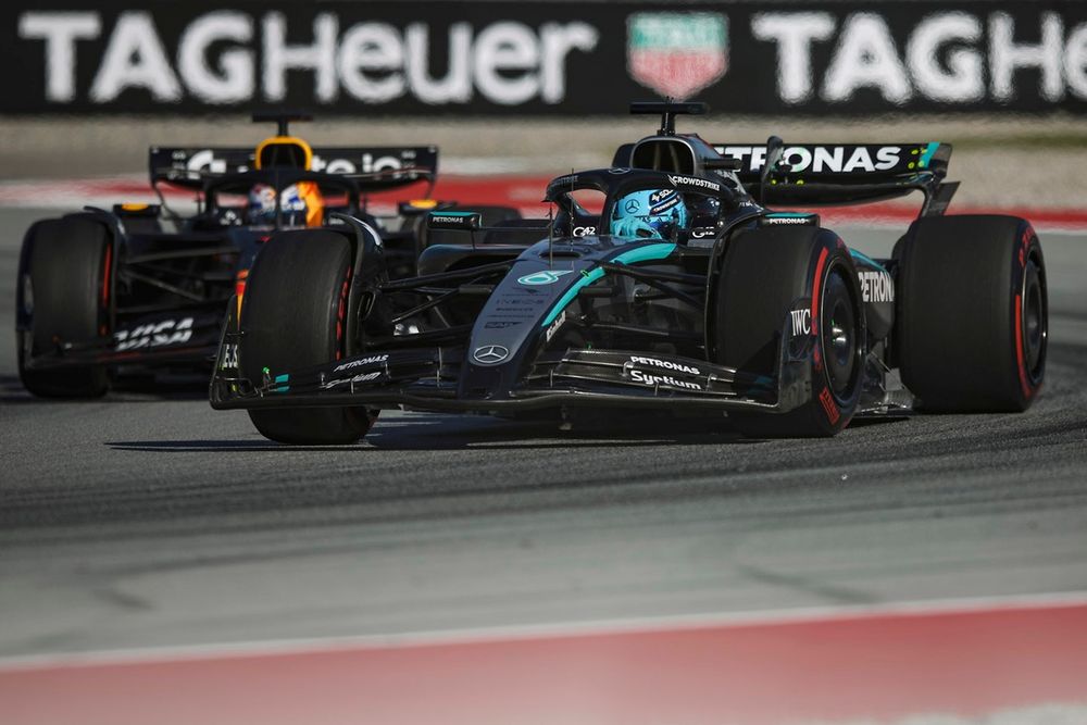 images-mgl-YEQRZDMY-s1000-george-russell-mercedes-max-ve