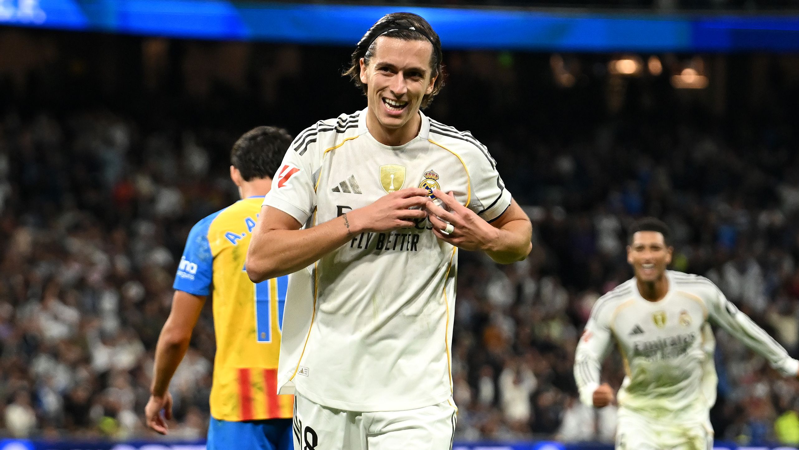 images-v3-getty-2244522565-crop-MM5DENJWGU5DCNBUGM5G433XMU5DMNZSHIZDANQ=-GettyImages-2244522565