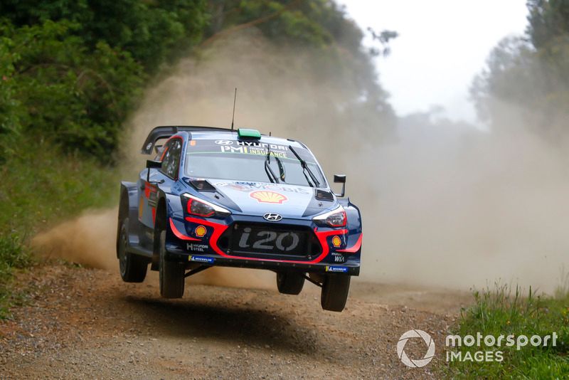 images-mgl-0JB7WnQ0-s1000-hayden-paddon-sebastian-marsh-1