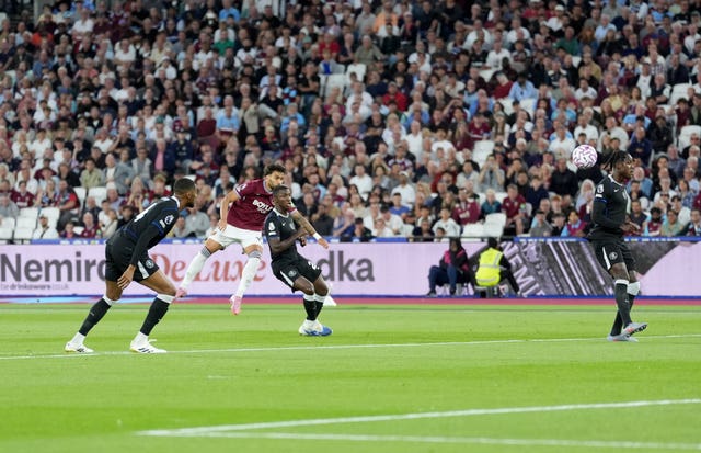 v2-image-production-f0bb0ba33eed470c652cebbff226690eY29udGVudHNlYXJjaGFwaSwxNzU1OTg1NTc5-2.81320013