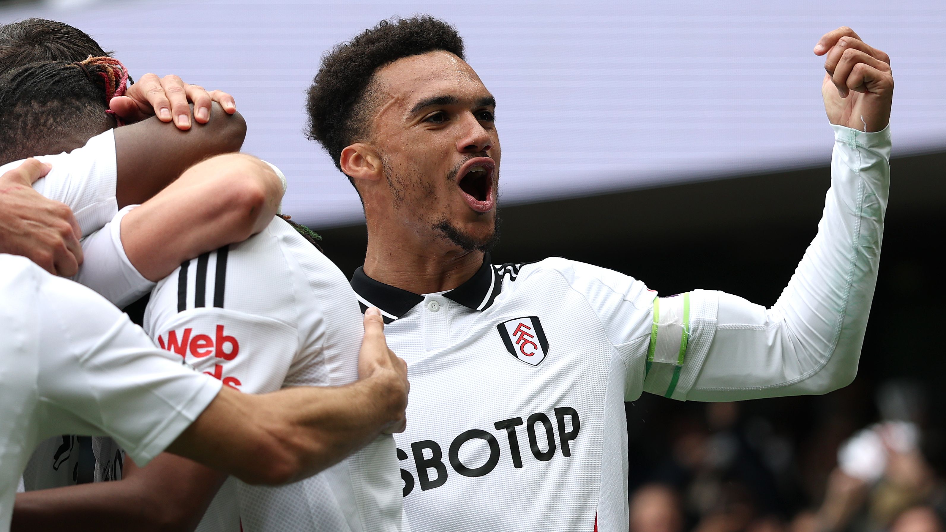 images-v3-getty-2211221188-crop-MM5DGMJYGU5DCNZZGE5G433XMU5DCNRQGI5DIOJQ-GettyImages-2211221188