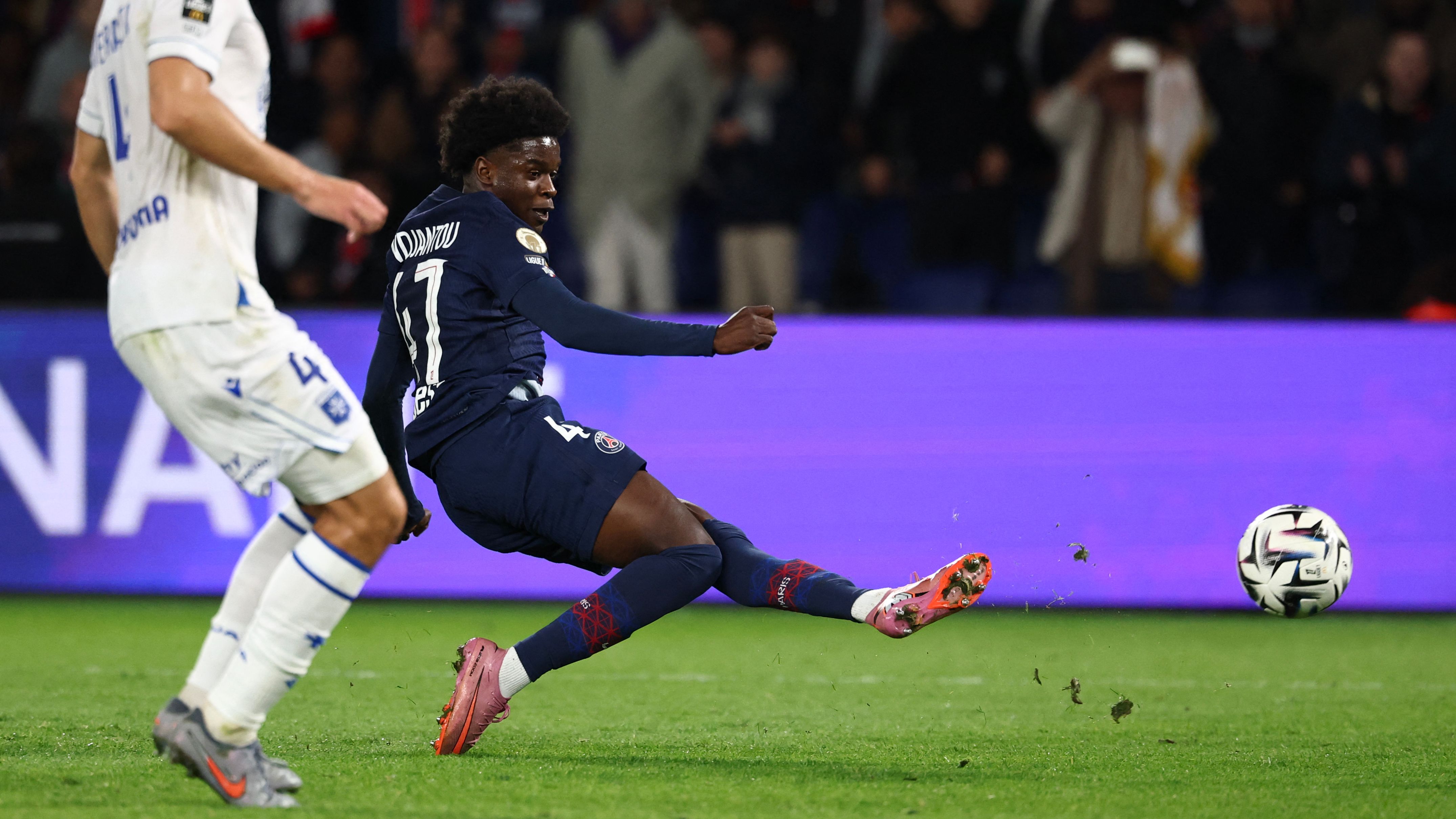 images-v3-getty-2237442672-crop-MM5DIMZQGI5DENBSGA5G433XMU5DENJVHI3DGNA=-GettyImages-2237442672