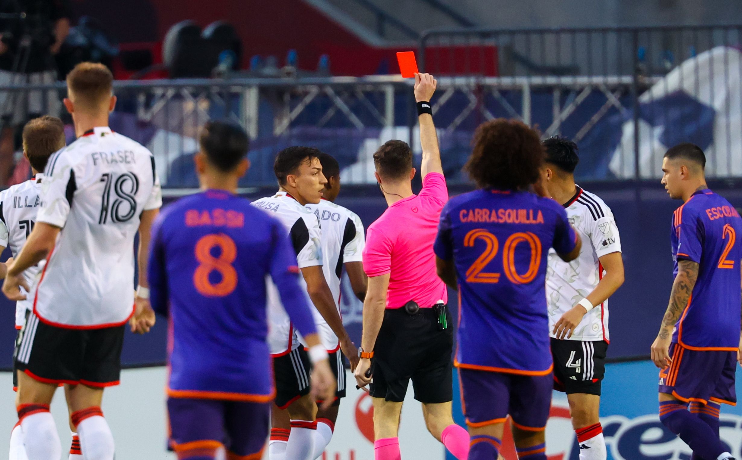 images-v3-bltbdb6defeb3376513-crop-MM5DENBWGA5DCNJSHA5G433XMU5DKMRXHIZDKNA=-USATSI_23131497