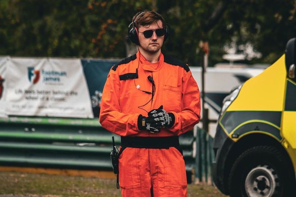 images-mgl-6gplmel0-s1000-sam-walker-volunteer-developme