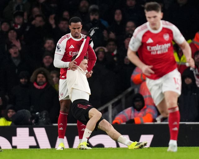 v2-image-production-3647666ea40f287eda9d72363f8ca3eeY29udGVudHNlYXJjaGFwaSwxNzY3OTk2NjYx-2.82989939