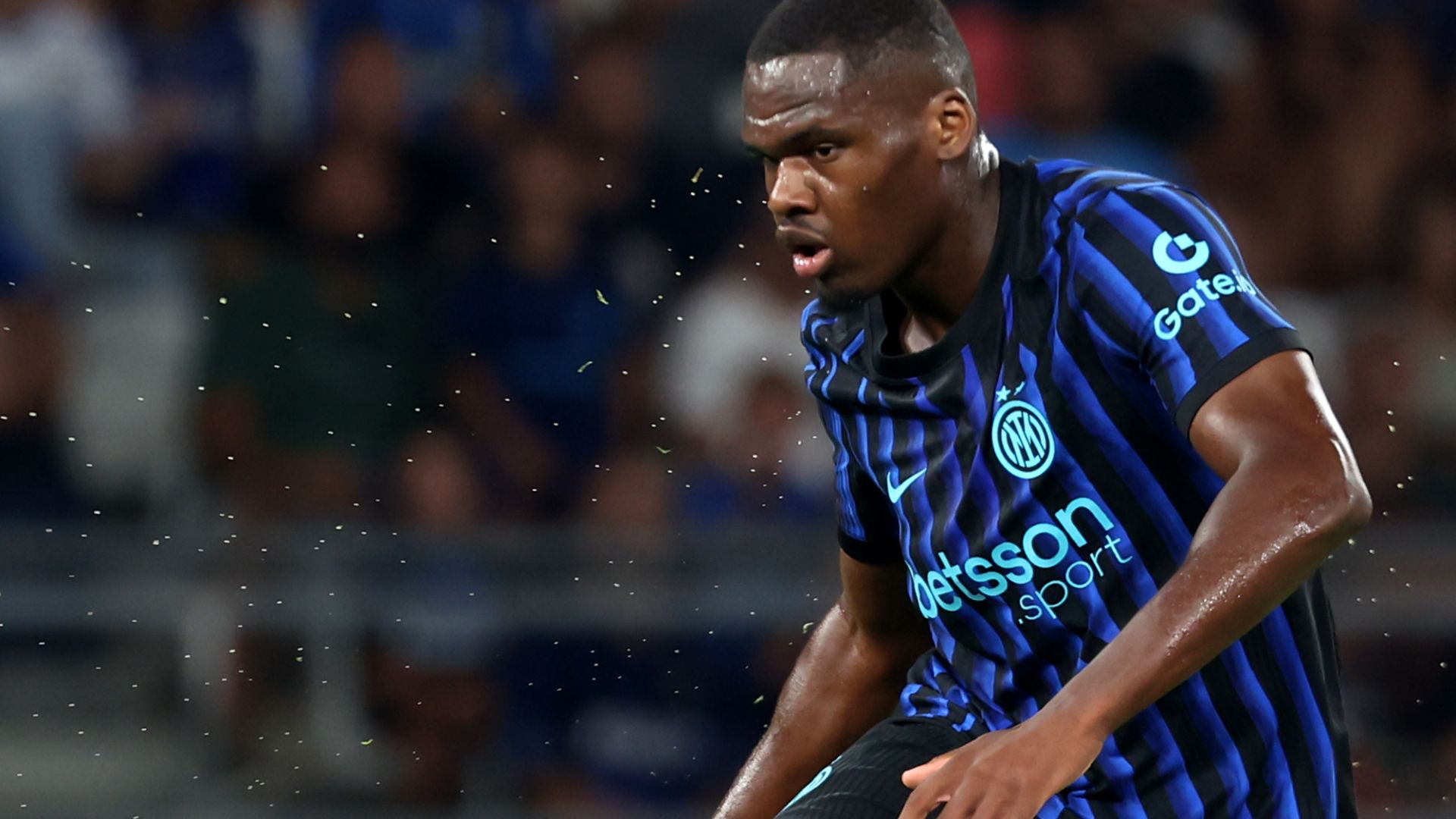 images-v3-blt5f75cb3449d2618e-Bonny%20Inter%20prima%20maglia