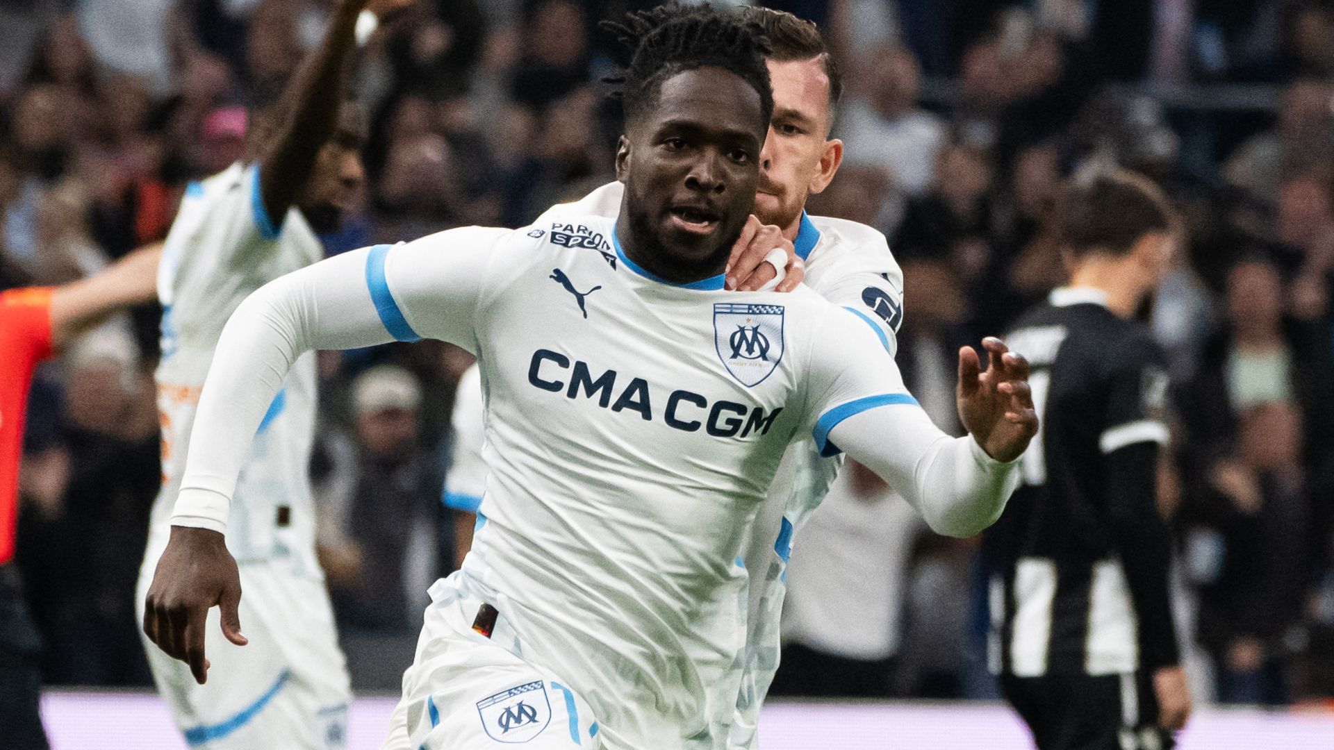 images-v3-blt4a24f9f58969dcfb-GettyImages-2175858570