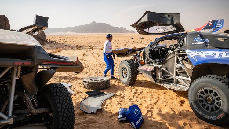 images-mgl-YMX3BN12-s1000-227-ford-m-sport-ford-nani-rom