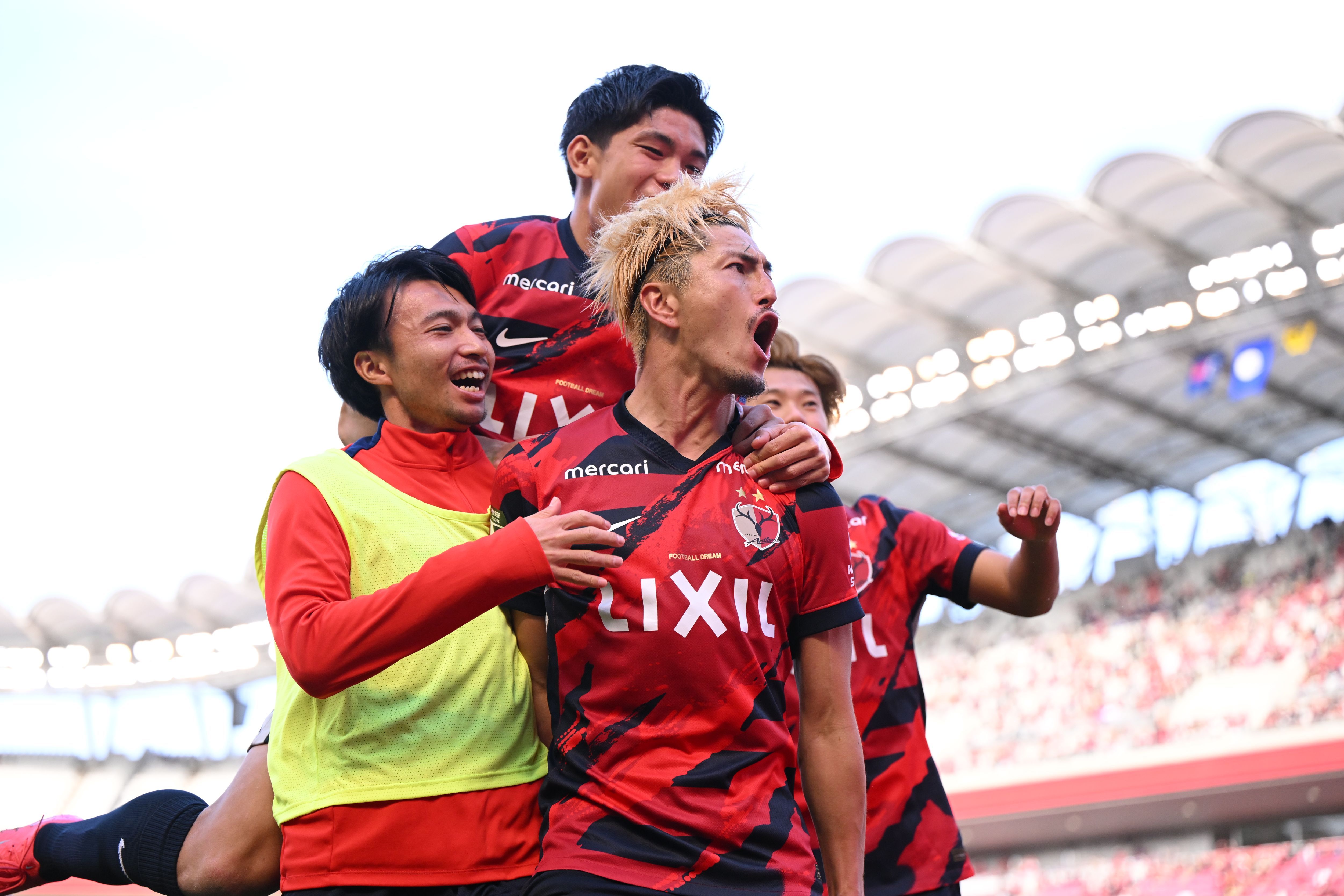 images-v3-bltffb2705eac9446f0-GettyImages-2202616951