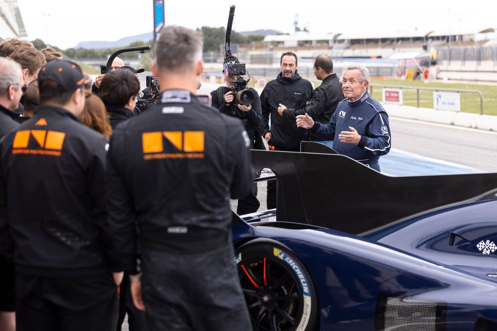 images-mgl-2y7Axgp6-s1000-jacky-ickx-genesis-magma-racin