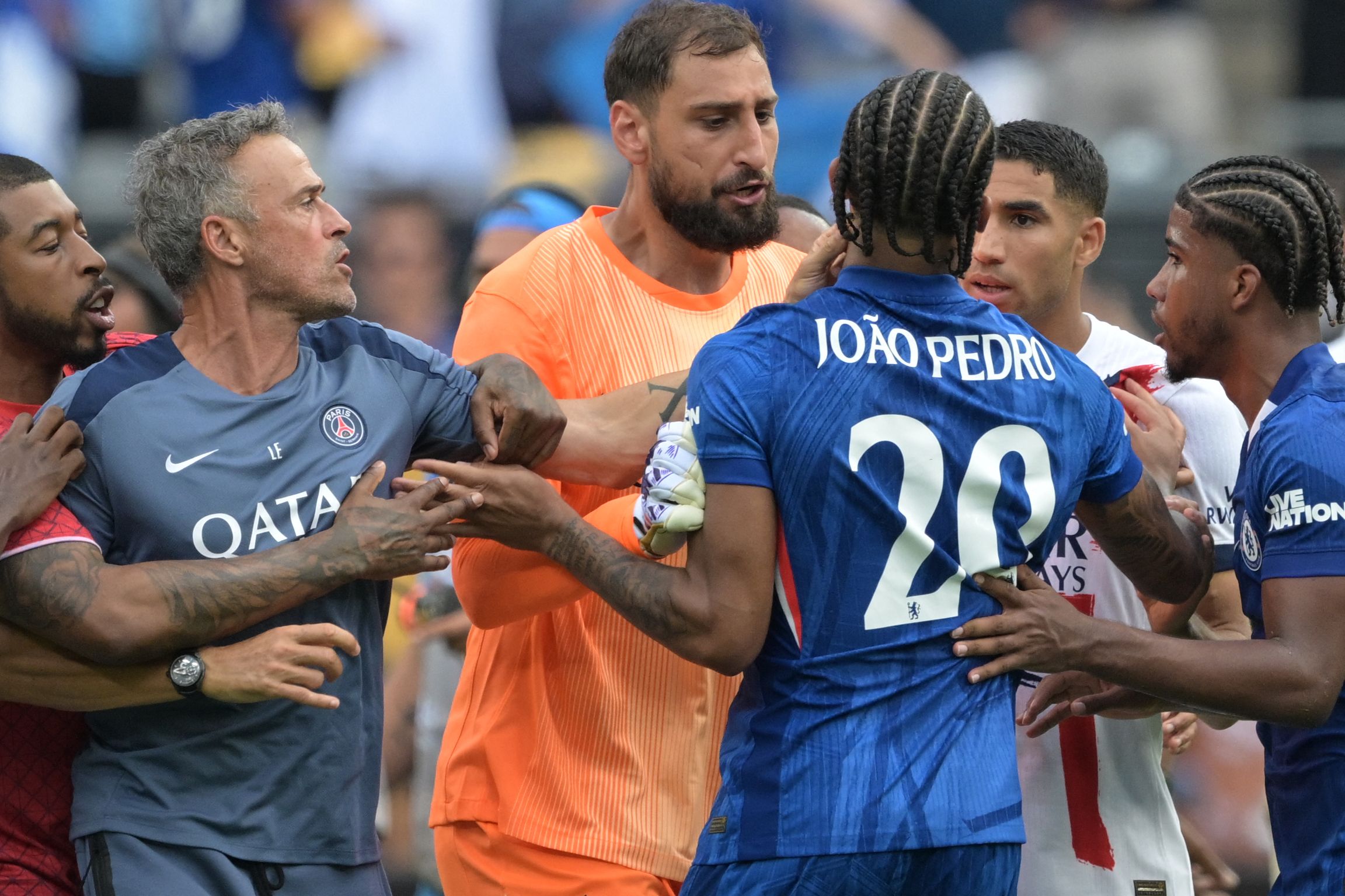 images-v3-getty-2224513441-crop-MM5DEMZQGQ5DCNJTGY5G433XMU5DAORQ-GettyImages-2224513441