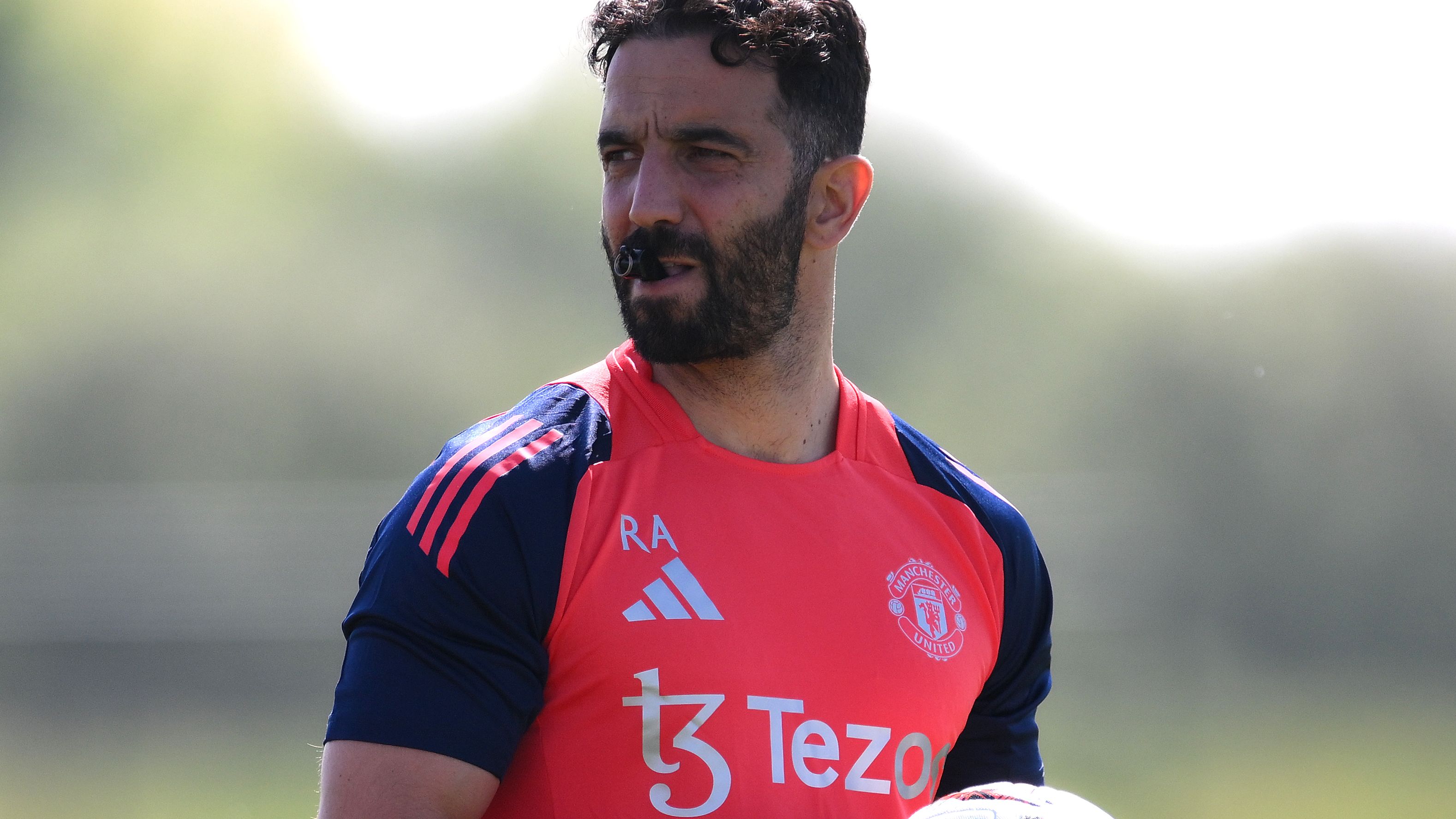 images-v3-blt6ddf8d5510ae0fe9-crop-MM5DGMJVGY5DCNZXGU5G433XMU5DGOBTHIZDKNY=-GettyImages-2212715256