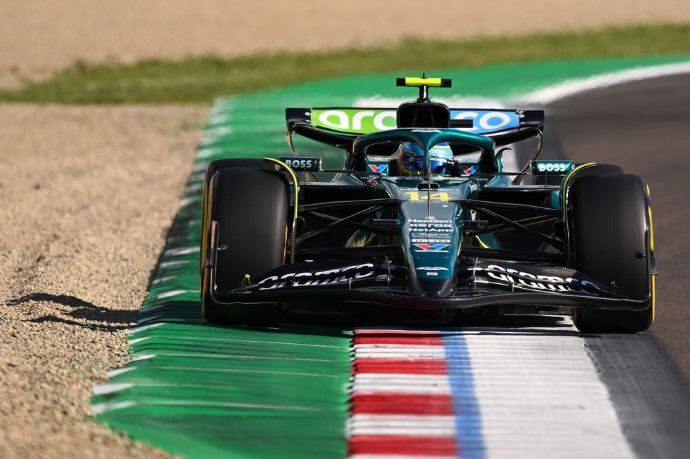 images-mgl-2y3eKW96-s1000-fernando-alonso-aston-martin-r