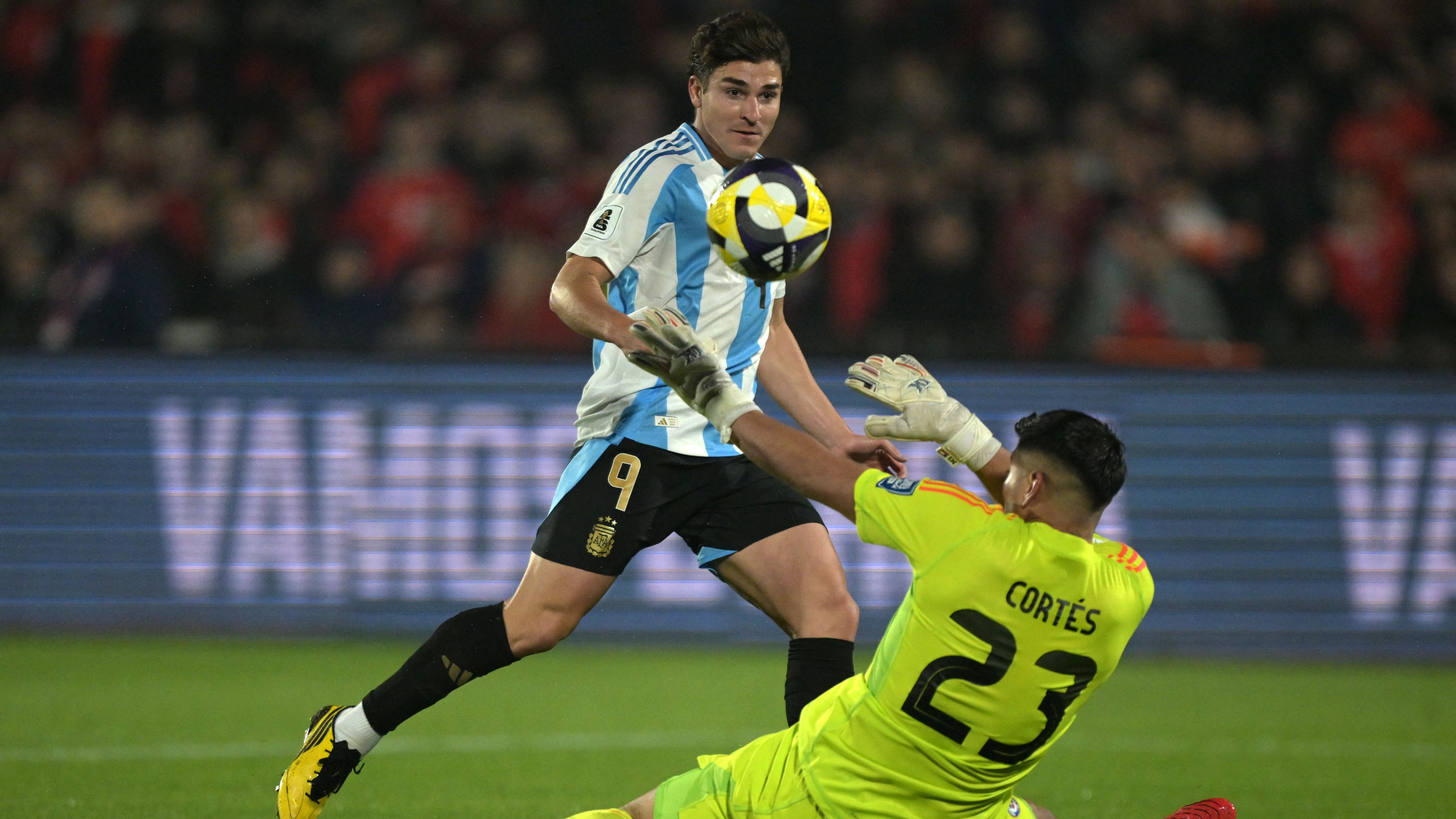 images-v3-getty-2218127754-crop-MM5DINBZG45DENJTGA5G433XMU5DAORUGI======-GettyImages-2218127754