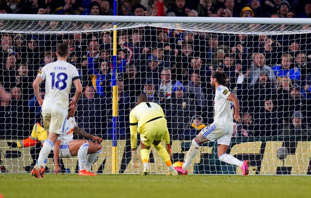 v2-image-production-64bb6675afc0c11a15150479a6561b8fY29udGVudHNlYXJjaGFwaSwxNzY2MjI3NTU3-2.82659126