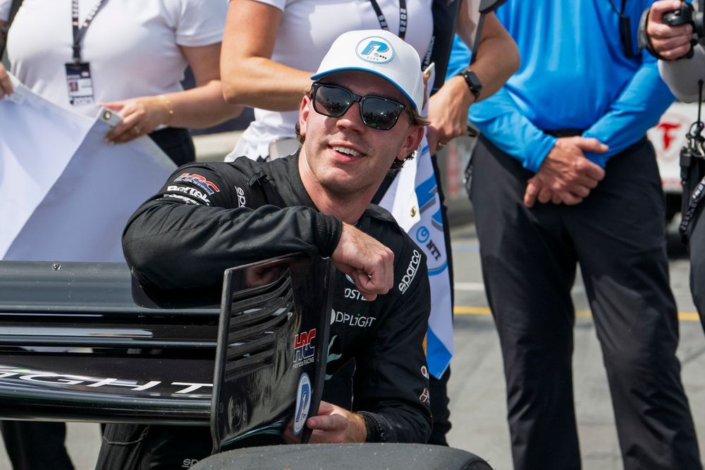 images-mgl-2GzXq8V0-s1000-louis-foster-rahal-letterman-l