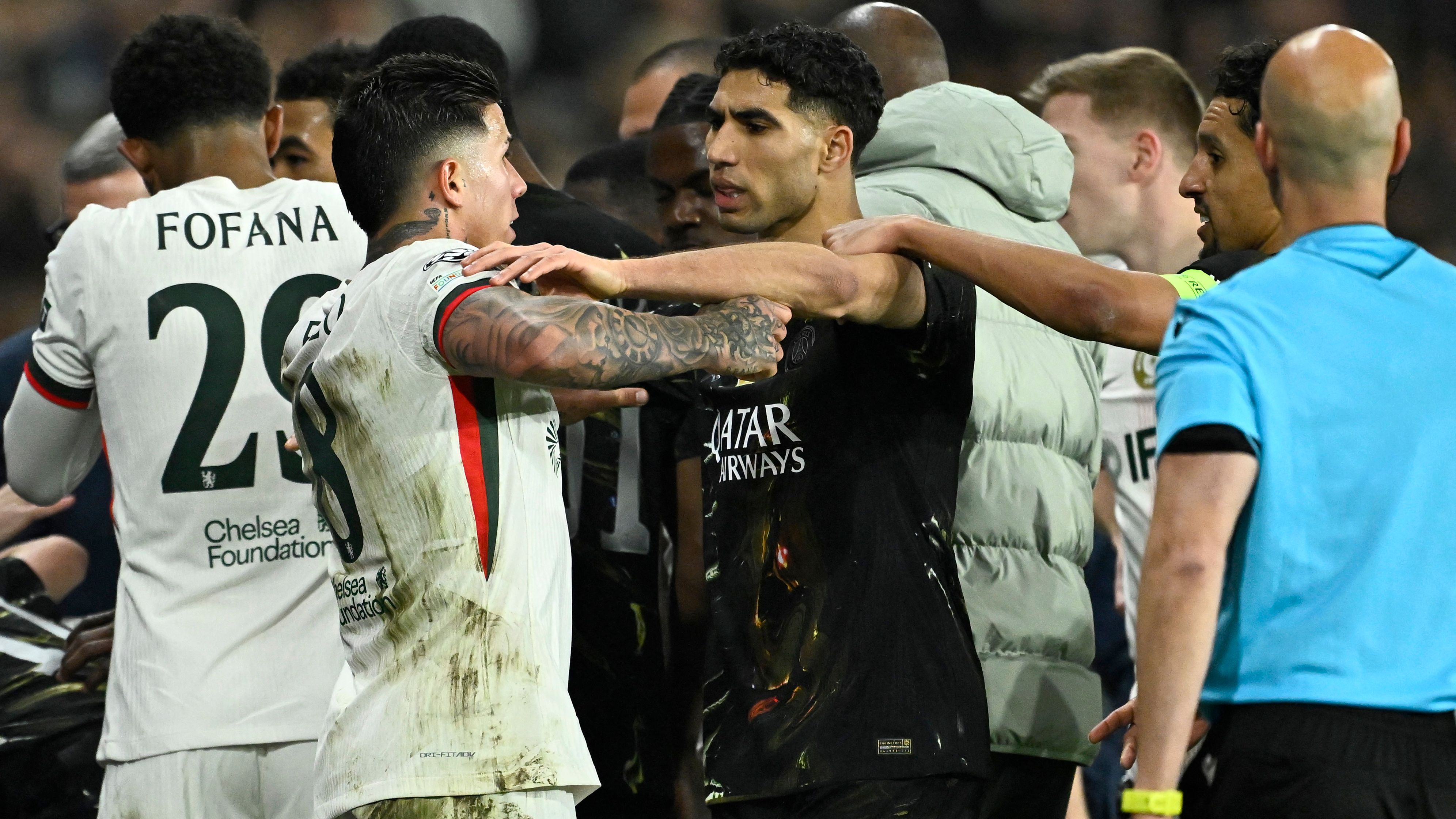 images-v3-getty-2265474297-crop-MM5DGOJYGQ5DEMRUGE5G433XMU5DEOJXHIYTKMA=-GettyImages-2265474297