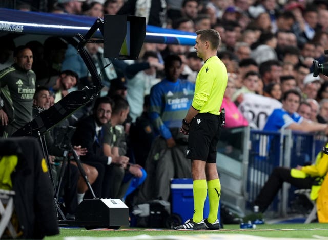 v2-image-production-16d46adff930c1ff2ef321df8bc5644bY29udGVudHNlYXJjaGFwaSwxNzY1NDkwOTMw-2.82749595