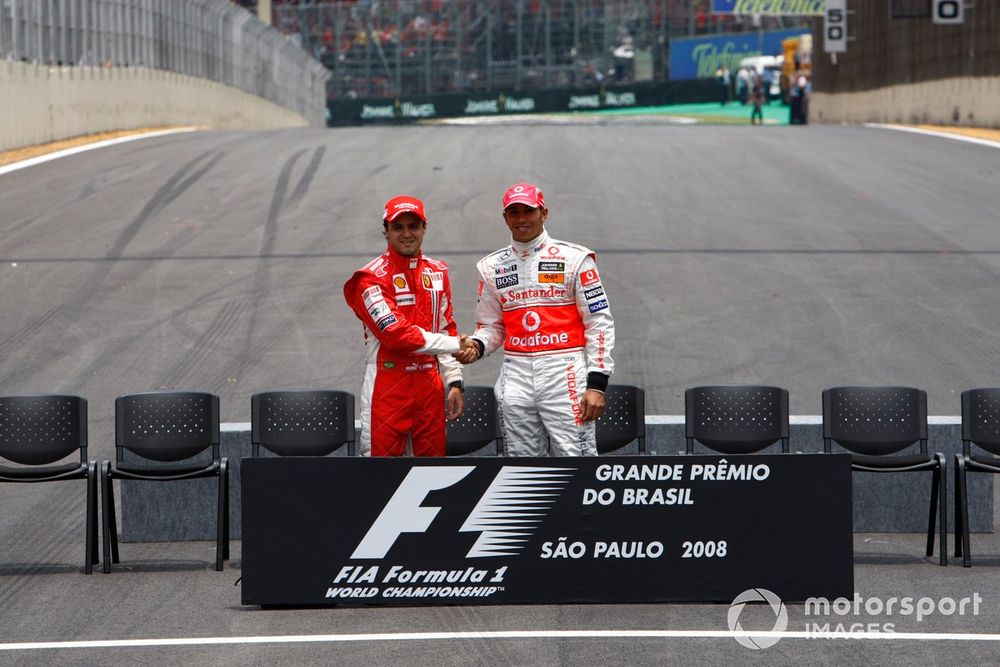 images-mgl-2d1aKPZY-s1000-lewis-hamilton-mclaren-mp4-23--1