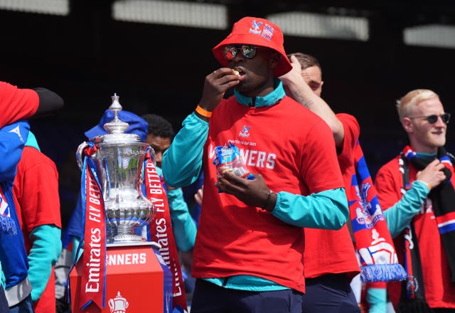 v2-image-production-d54c2d7304e38bcb875cced7bae32ba8Y29udGVudHNlYXJjaGFwaSwxNzYwMDM2OTcz-2.80388657