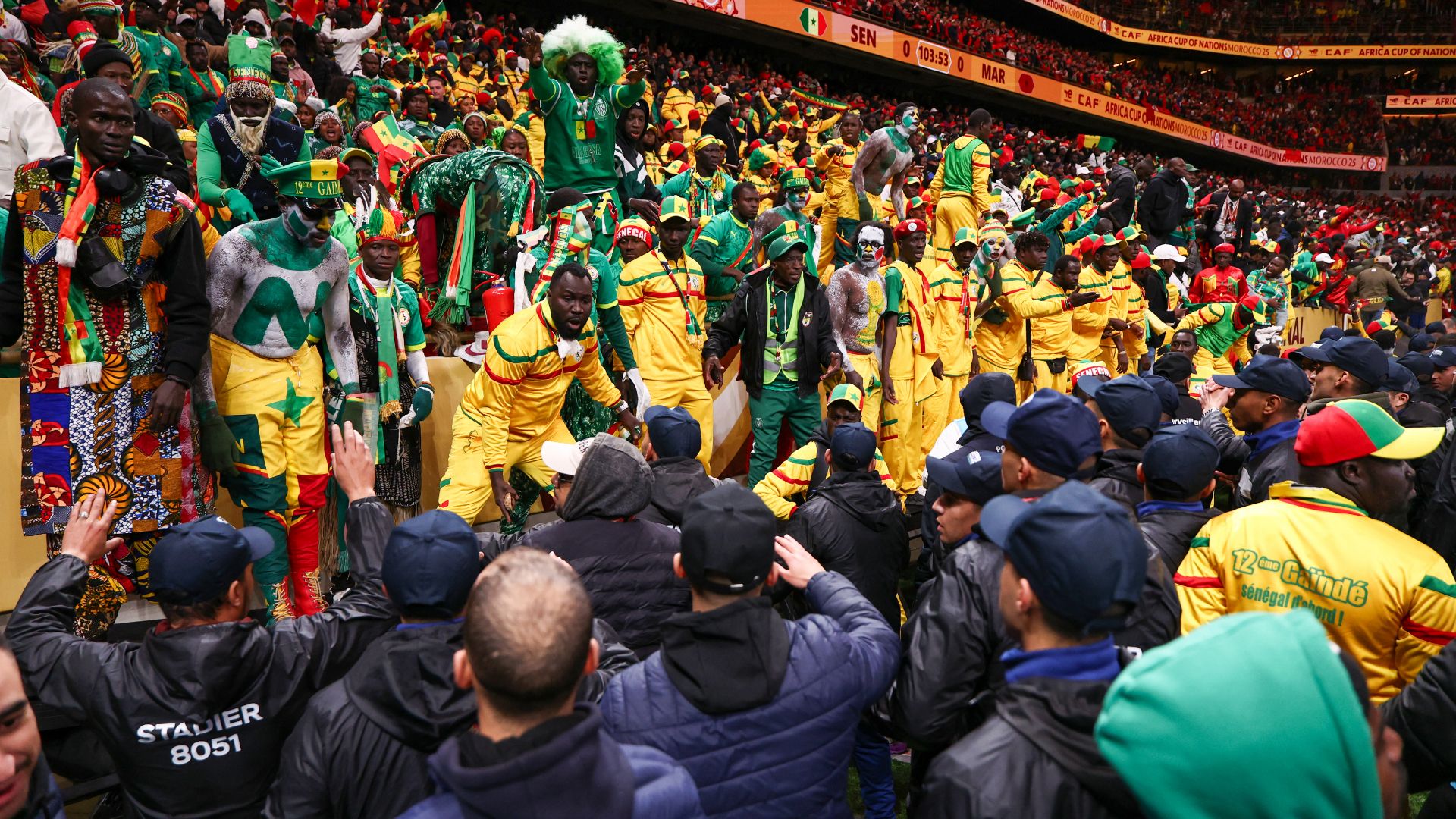 images-v3-blt8fc553ceafa07ba6-Senegal%20tifosi