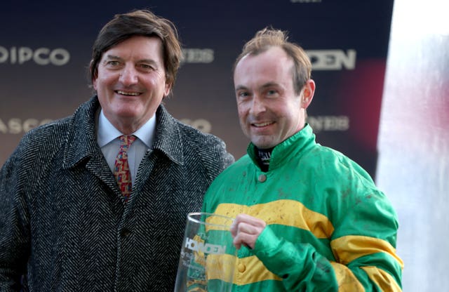 v2-image-production-7c9a8c7ddf73bbc6286be2341e44ae5fY29udGVudHNlYXJjaGFwaSwxNzY2MzMzMzEz-2.82851996