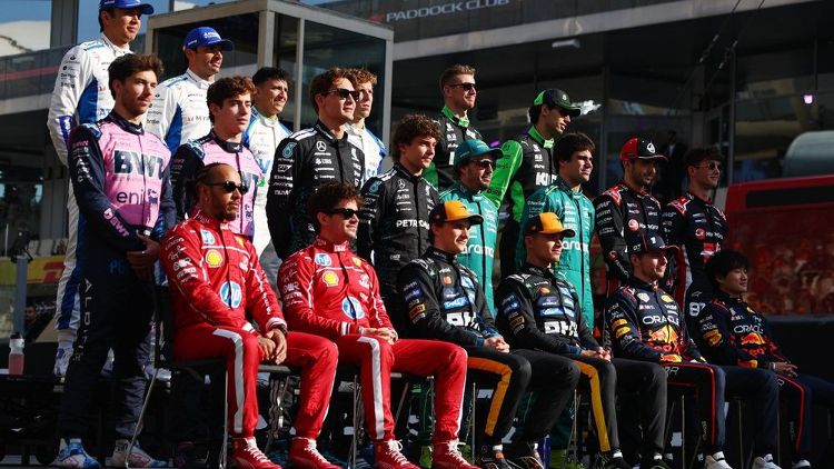 images-mgl-YE9wKeKY-s1000-the-2025-f1-drivers-photo-call