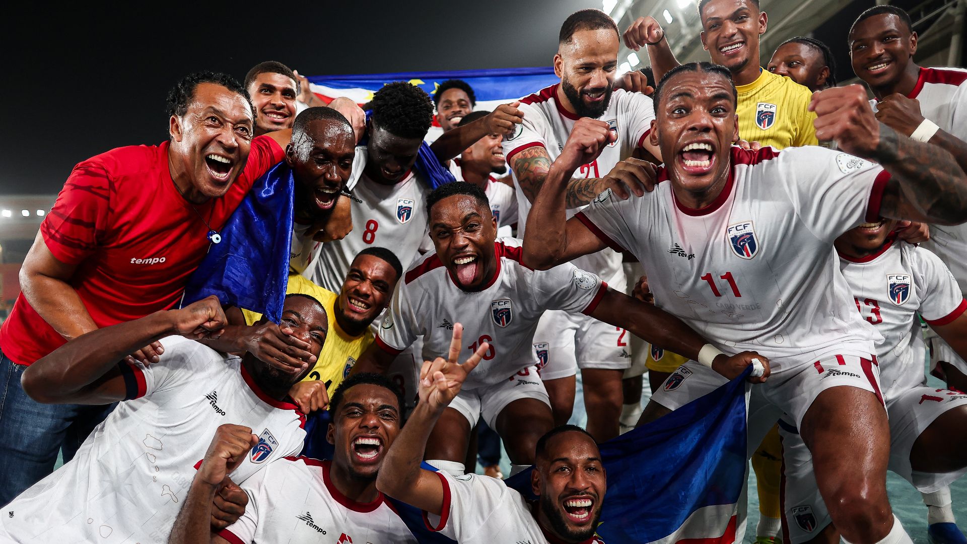 images-v3-blt6c6ff18b00a2d39f-Capo%20Verde%20giocatori