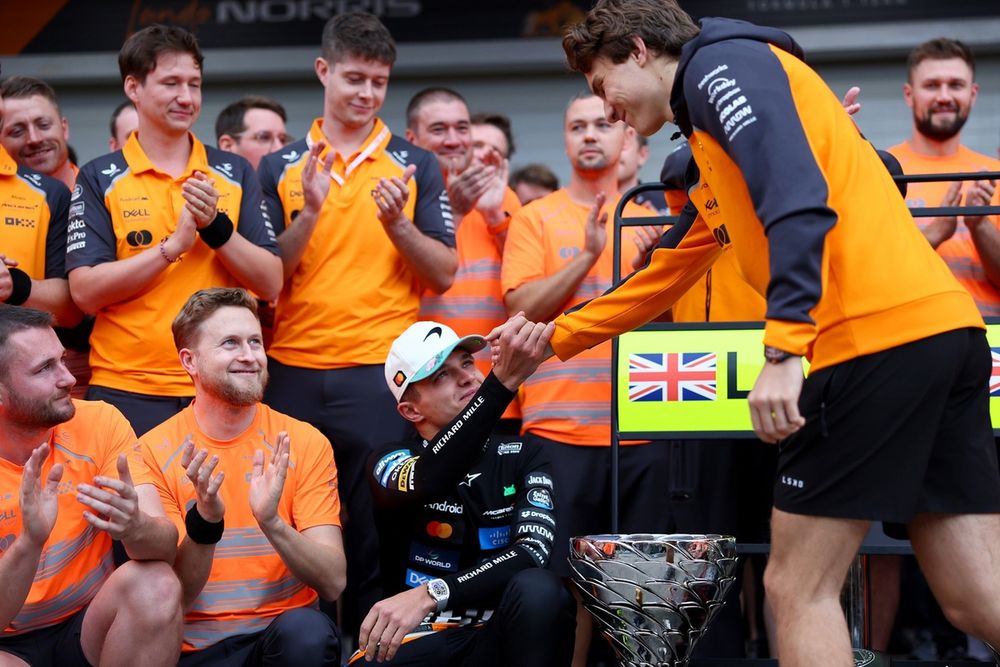 images-mgl-6zoJMg70-s1000-lando-norris-mclaren-oscar-pia