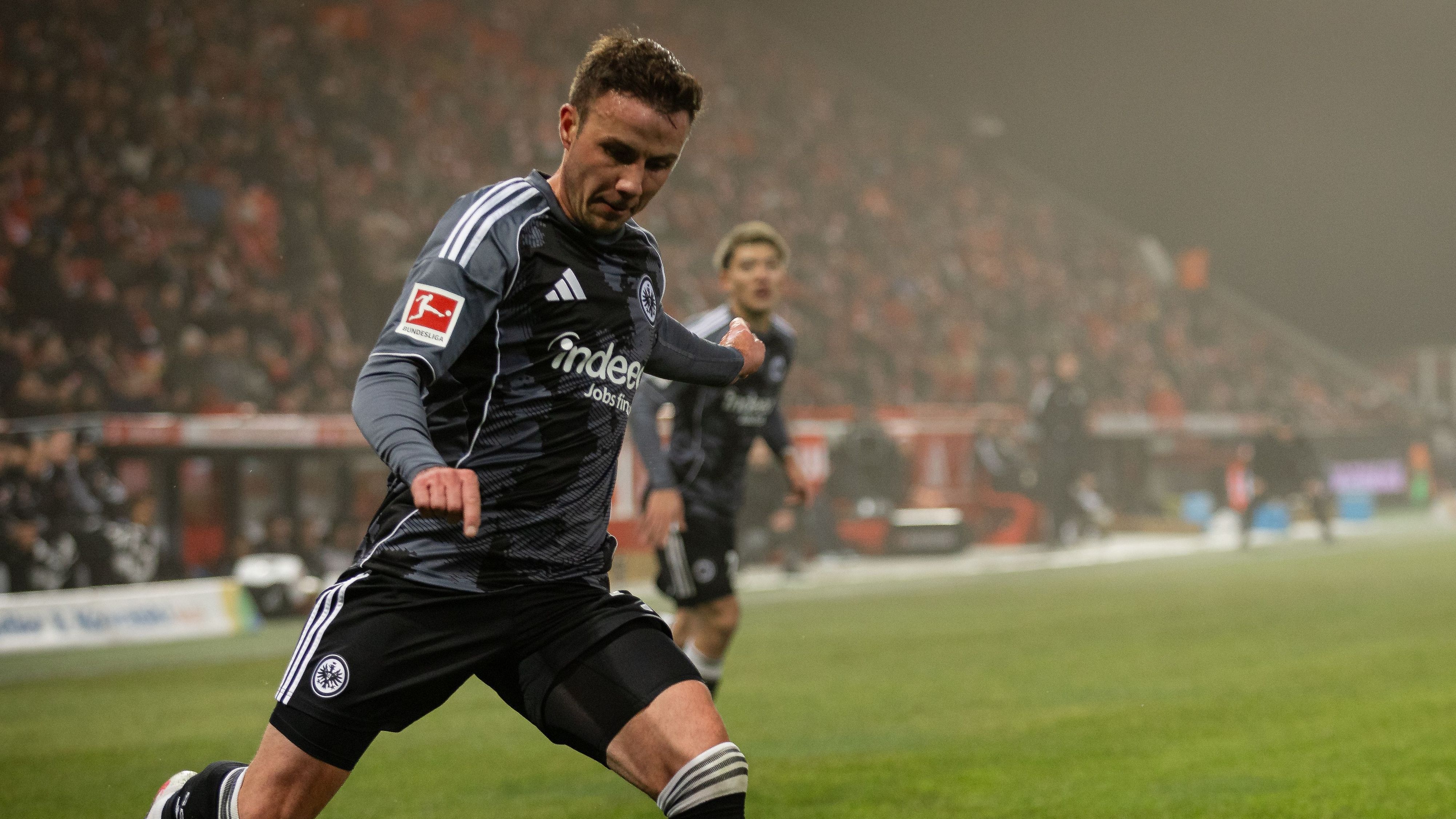 images-v3-getty-2260297528-crop-MM5DIMBQGM5DEMRVGI5G433XMU5DAORQ-GettyImages-2260297528