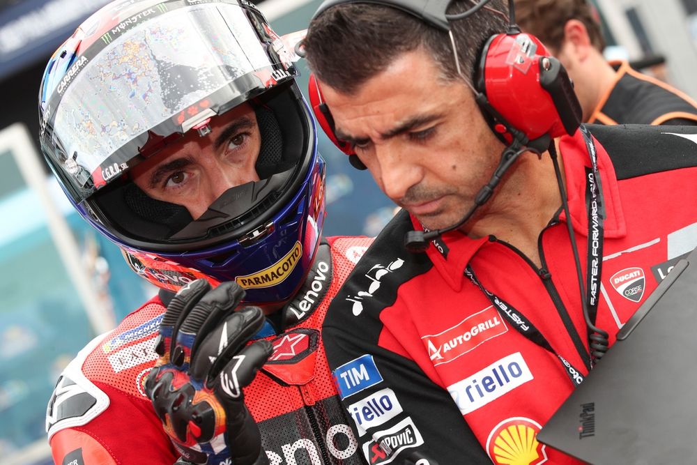 images-mgl-68yq7v40-s1000-francesco-bagnaia-ducati-team