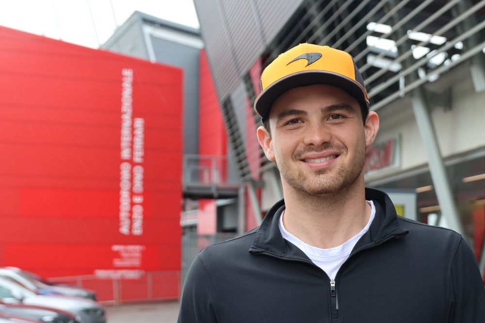 images-mgl-0L1NEpa2-s1000-pato-o-ward-mclaren-nei-test-d