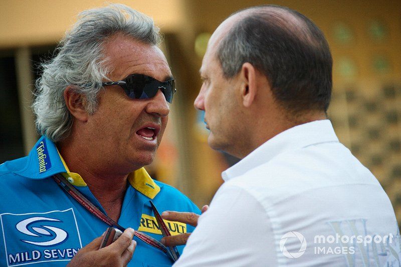 images-mgl-0JBWBBE0-s1000-flavio-briatore-and-ron-dennis-1