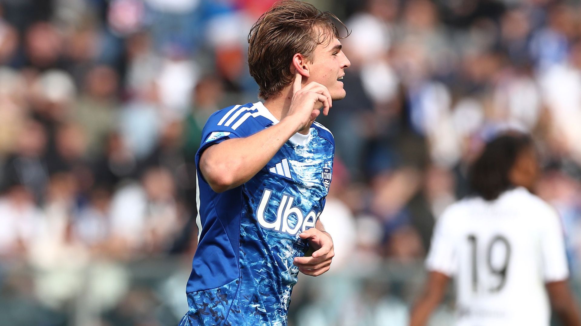 images-v3-blt458346865db6c116-GettyImages-2241984496(1)