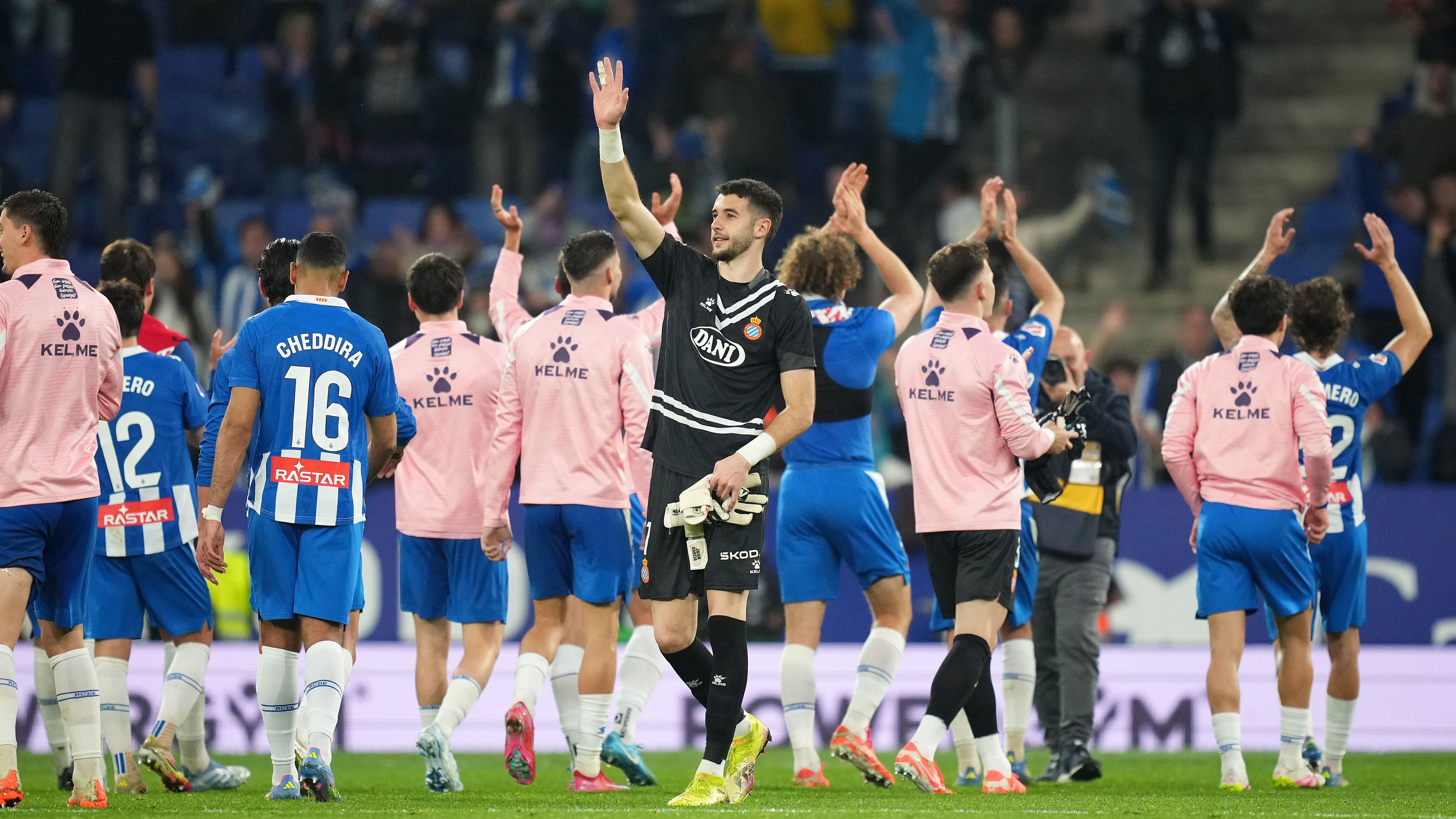 images-v3-getty-2210916956-crop-MM5DKMBQGU5DEOBRGU5G433XMU5DAORSGYYA====-GettyImages-2210916956