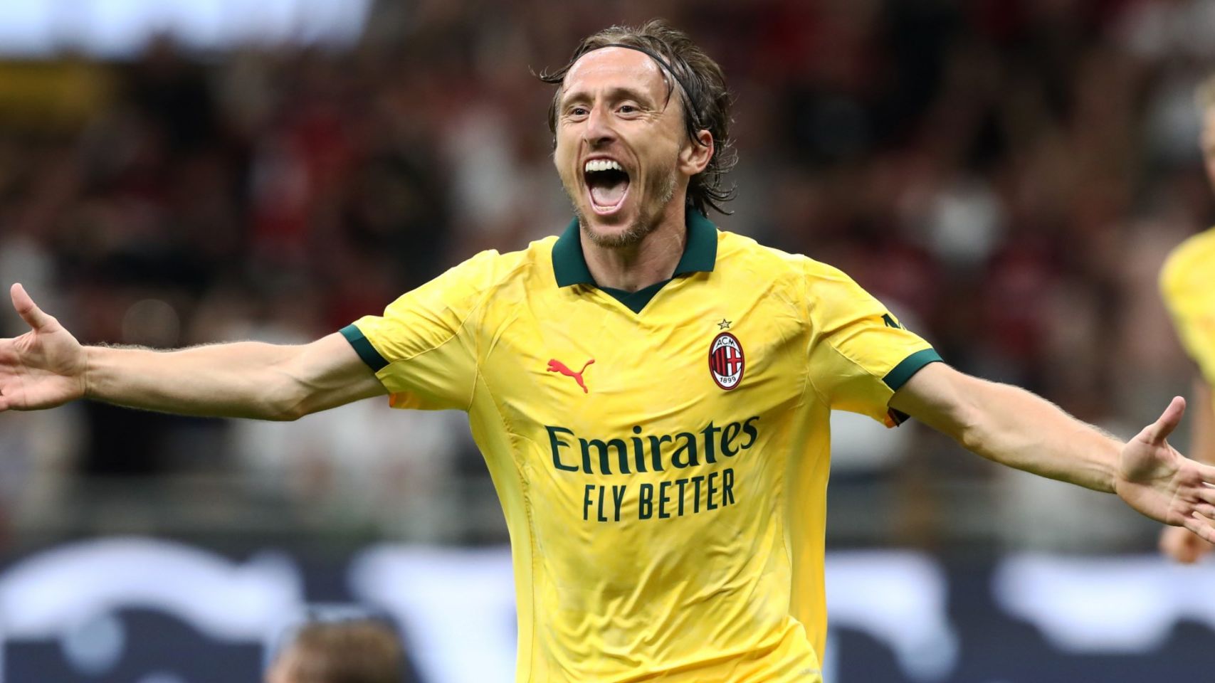 images-v3-bltda8788e5de4e6cc4-crop-MM5DCNZQG45DSNRQHJXG653FHIYTANZ2GA======-cm_milan_bologna_modric_2_1