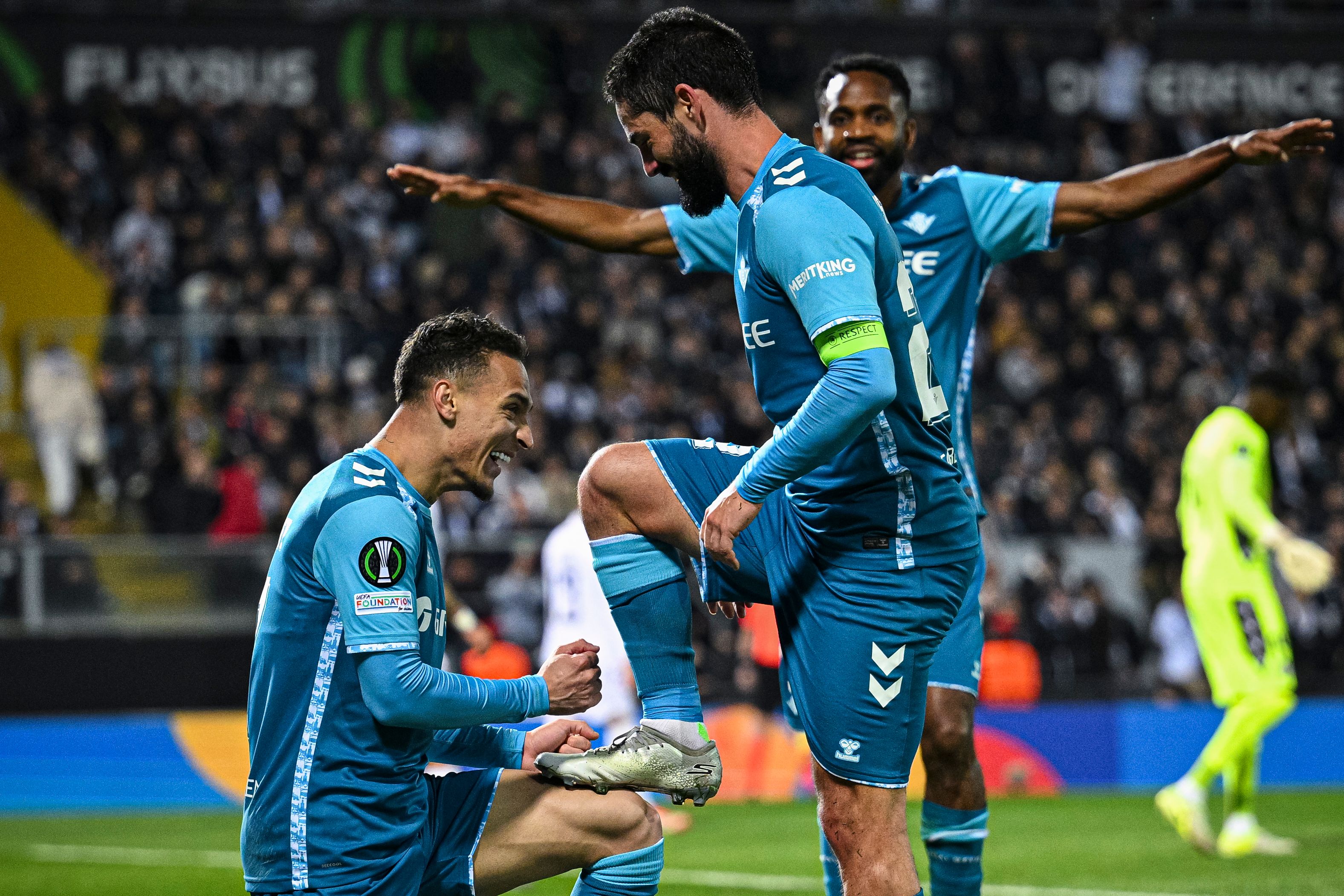 images-v3-getty-2205084482-crop-MM5DGMJVGM5DEMJQGI5G433XMU5DKMZWHIYTENY=-GettyImages-2205084482