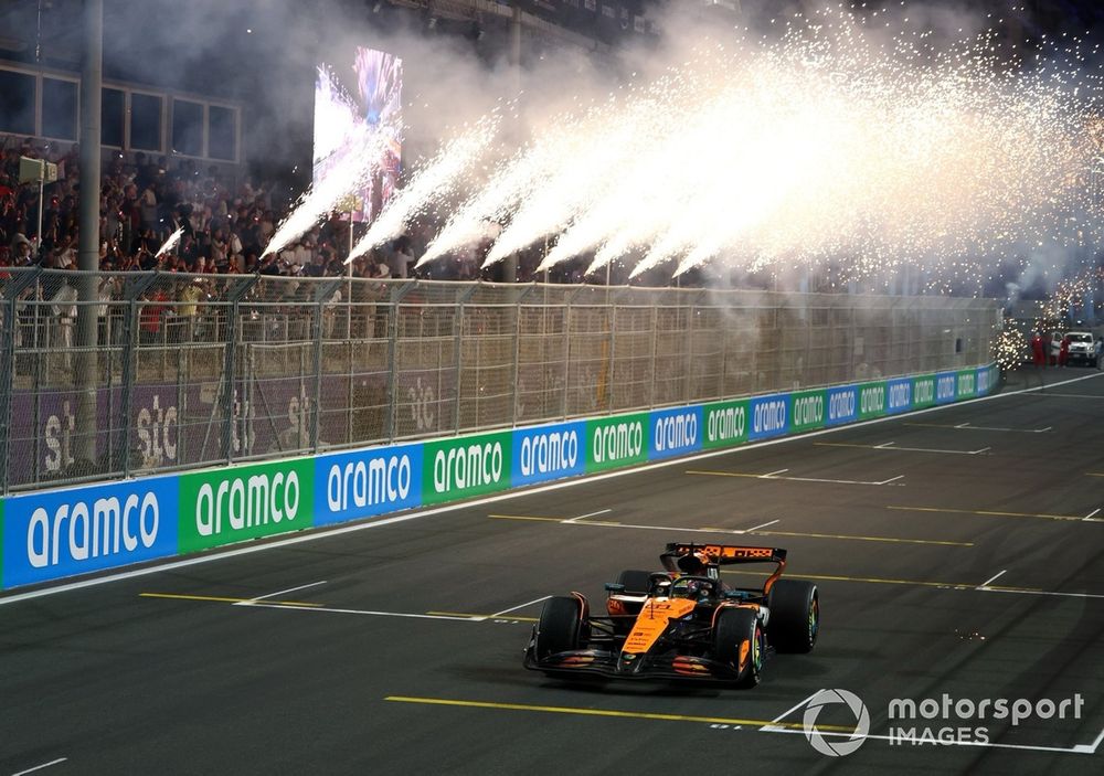 images-mgl-0rGXPjJ2-s1000-oscar-piastri-mclaren