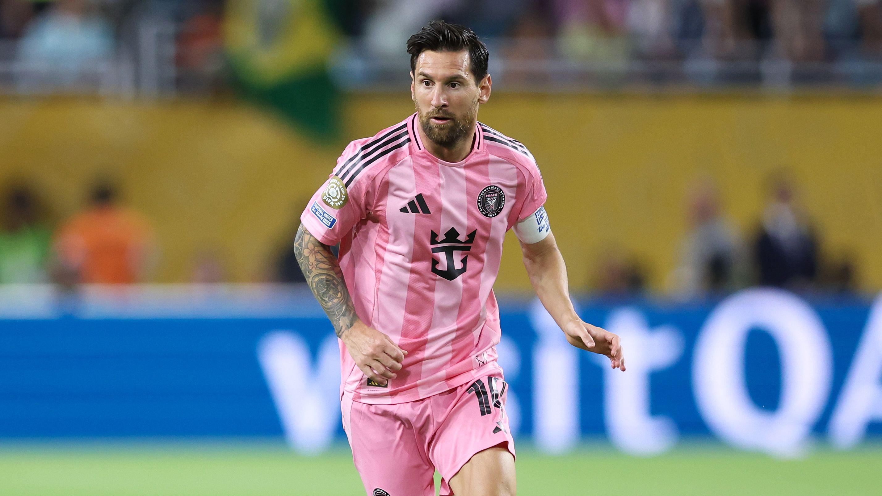 images-v3-getty-2221779722-crop-MM5DEOBVGY5DCNRQG45G433XMU5DCMRUHI3TQ===-GettyImages-2221779722